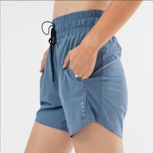 ACTA High Waisted Motion Short Blue Mist Size Medium (Small)